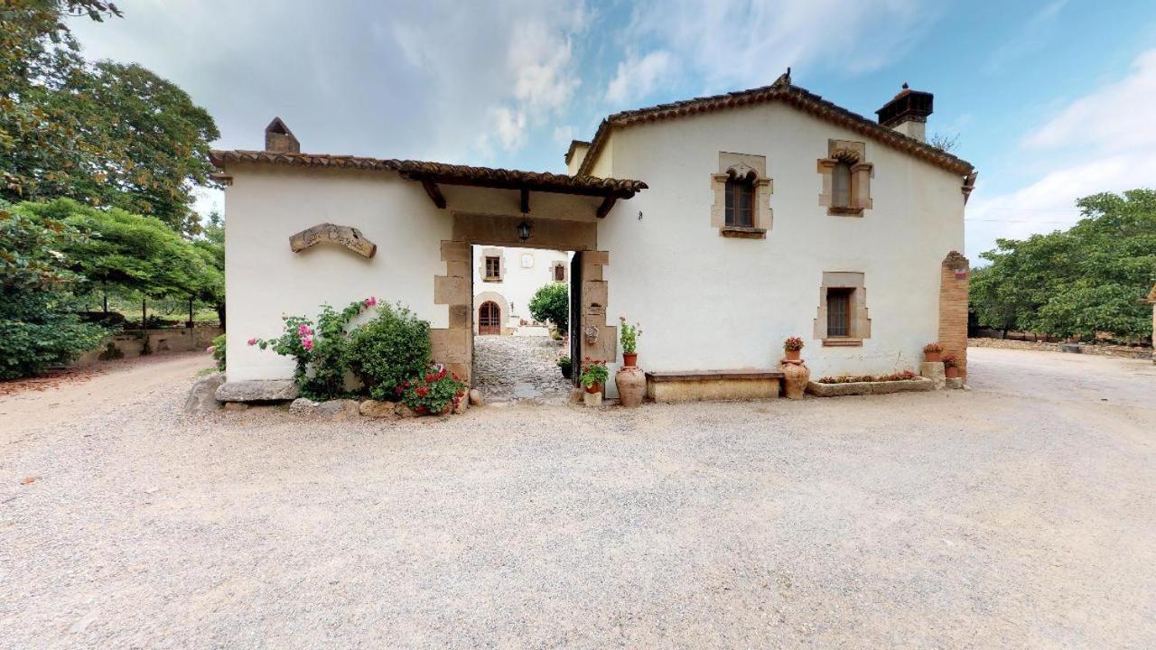 Apartamento Agroturisme Can Burgues Santa Eulàlia de Ronçana Exterior foto